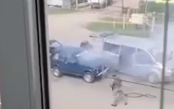 Warleaks 00091 W Jejsku (Rosja), mężczyzna wysadził się w samochodzie, aby uniknąć aresztowania za przygotowanie ataku terrorystycznego.