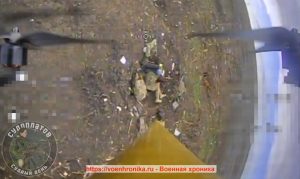 Warleaks 00895 Uderzenia dronów kamikadze w umocnienia ukraińskie