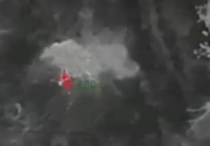Warleaks 00932 Jeden z ostatnich ataków ukraińskich na kierunku kupiańskim stłumione przez granaty z dronów - termowizja
