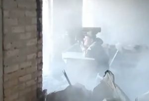Warleaks 00959 Rosyjski Kornet uderza w trzyosobowy oddział Ukraińców