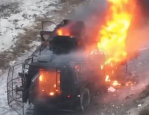 Warleaks 2578 Kozak-7 po 3 rosyjskich dronach FPV zamienił się w pochodnię