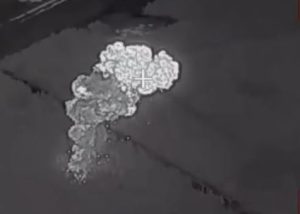 Warleaks 3176 Rosyjskie wojsko rozpoczęło atak Iskanderem na ośrodek szkoleniowy dla zmobilizowanych żołnierzy ukraińskich sił zbrojnych w obwodzie sumskim, poinformowało Rosyjskie Ministerstwo Obrony. Zniszczono do 100 osób i do 14 sztuk sprzętu.