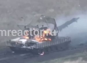 Warleaks 3088 Rosjanie niszczą ukraiński  T-80BV w pobliżu Stupoczek