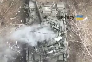 Warleaks 3230 Atak rosyjskiej grupy pancernej na północ od Drużby-Torecka 11 kwietnia - Ukraińcy wysłali czołg aby dobić uszkodzoną rosyjską maszynę - eksplodował