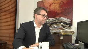 Musisz to wiedzieć (1994) Przecież to złoto nie ma być dla was Ćwoki